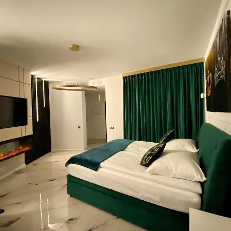 Hanza Tower King Apartament *